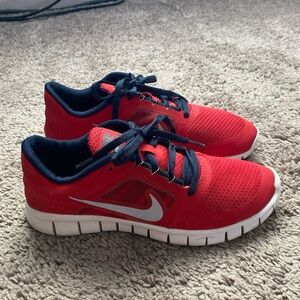 Nike Free run 3 sneakers size 6Y US